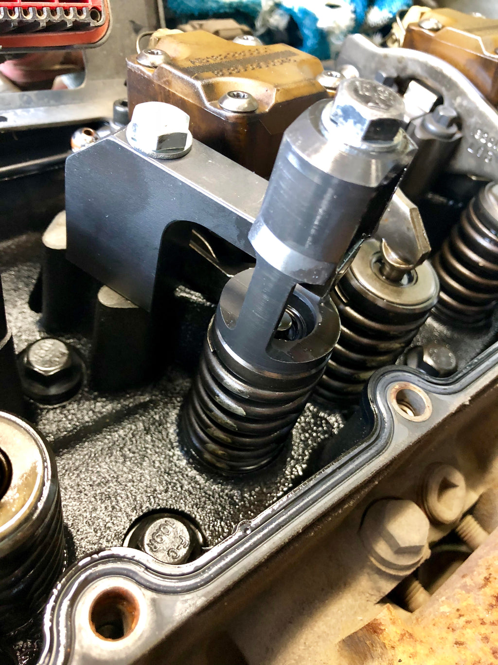 7.3L Powerstroke/Navistar T444E Valve Spring Compressor Tool USA. FREE SHIPPING!